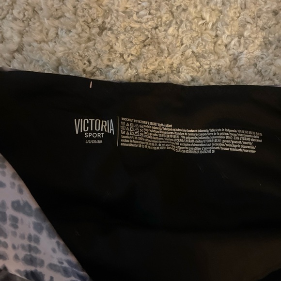 Victoria Sport Black and pink Active Leggings large - Picture 5 of 8